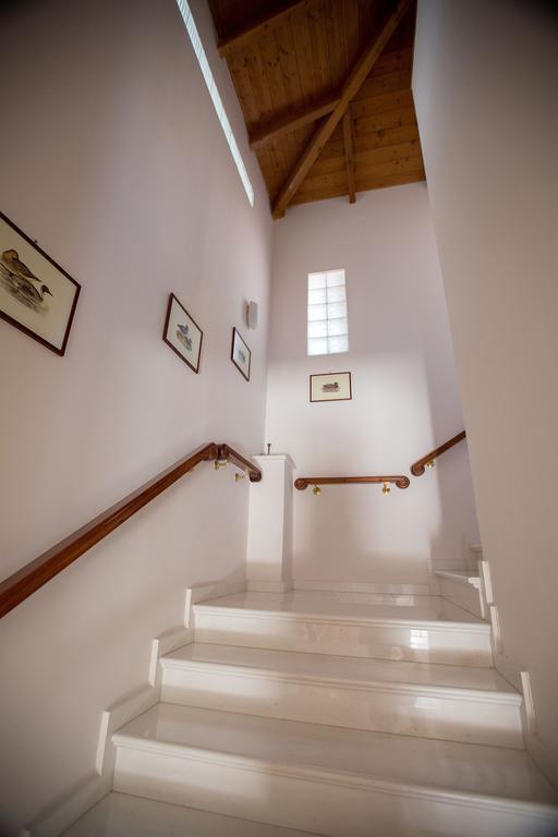 Loft Near The Beach Loutraki  Exterior photo